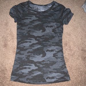 Rue 21 black and gray Camo shirt XS